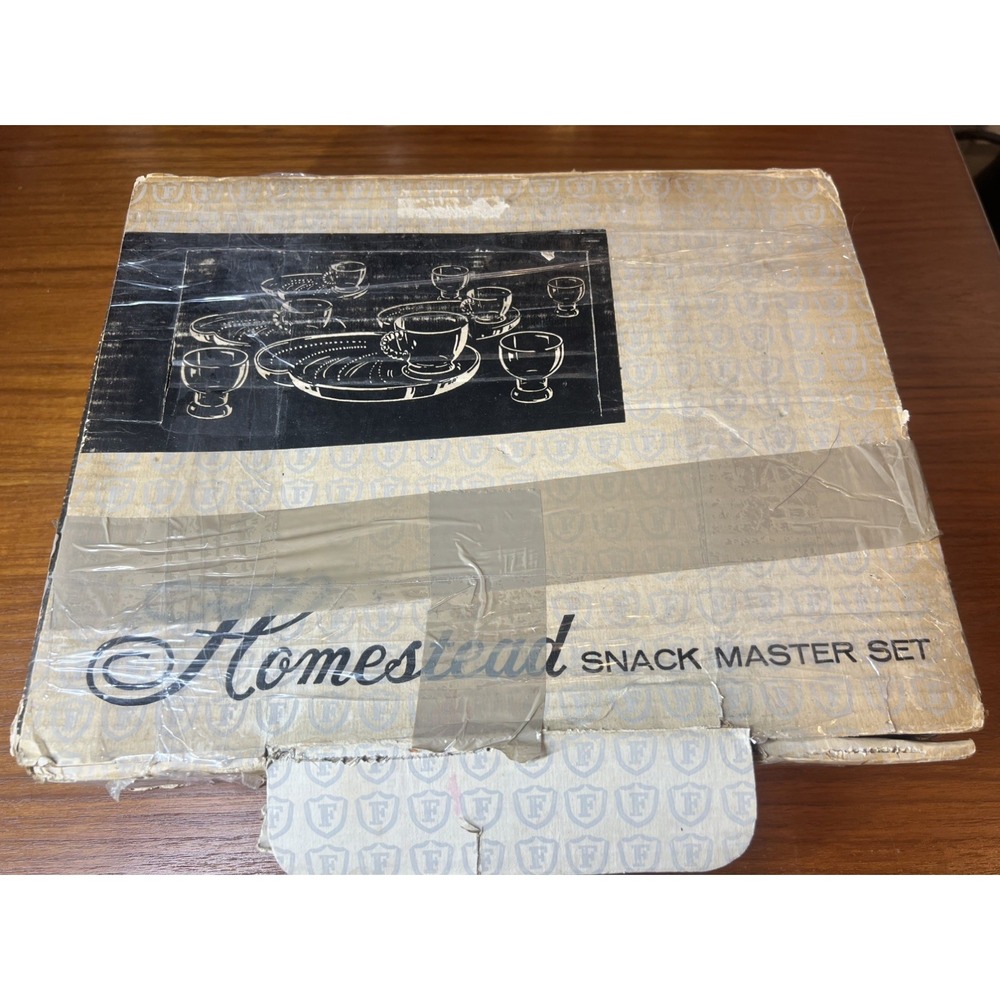 Vintage Federal Glass Company Homestead Snack Set 12 Piece Set - NEW/Old Stock - Picture 7 of 9